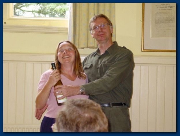 600x449 pixels (80K)